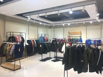 包頭童裝品牌巴拉巴拉羽絨服折扣批發(fā)價(jià)格及廠家直銷(xiāo)全解析